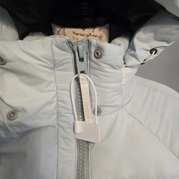 Canada Goose Pale Blue Quilted Hooded Puffer Jacket S - Picture 8 of 14